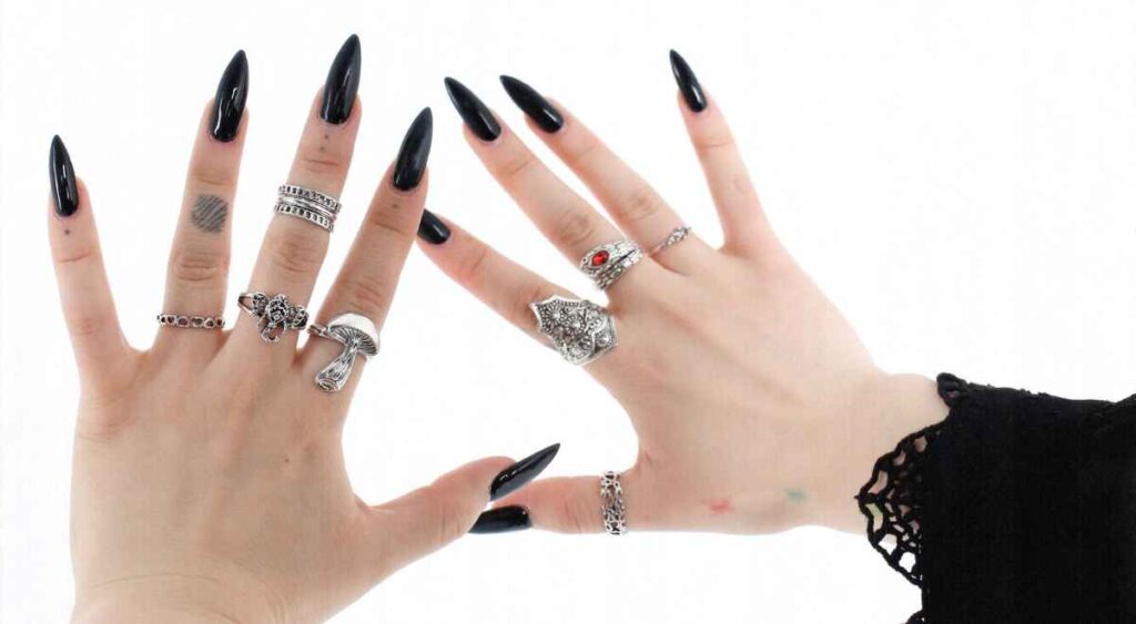 Witch Gothic Nails